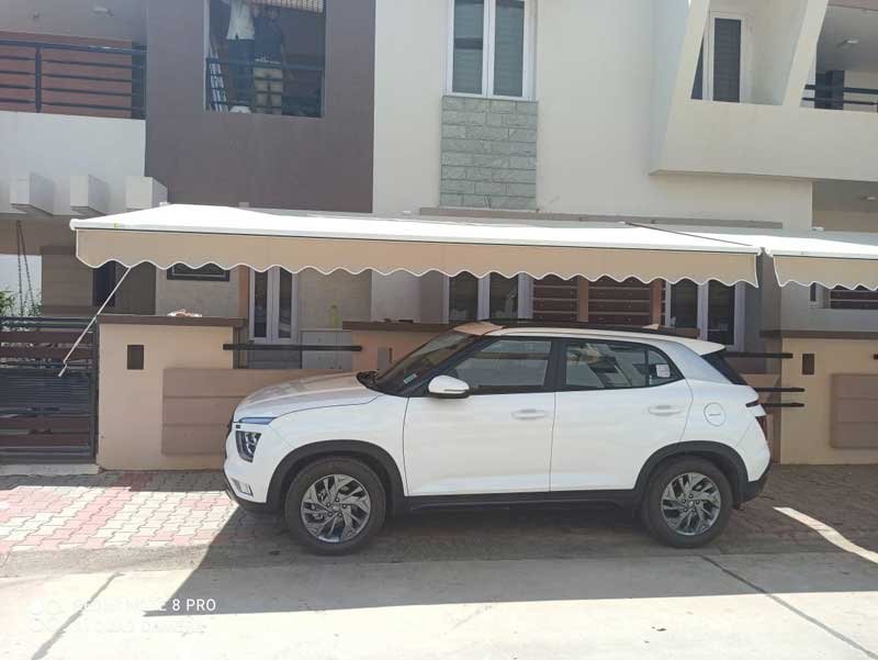 حداد مظلات نصف دائرة في خميس مشيط
